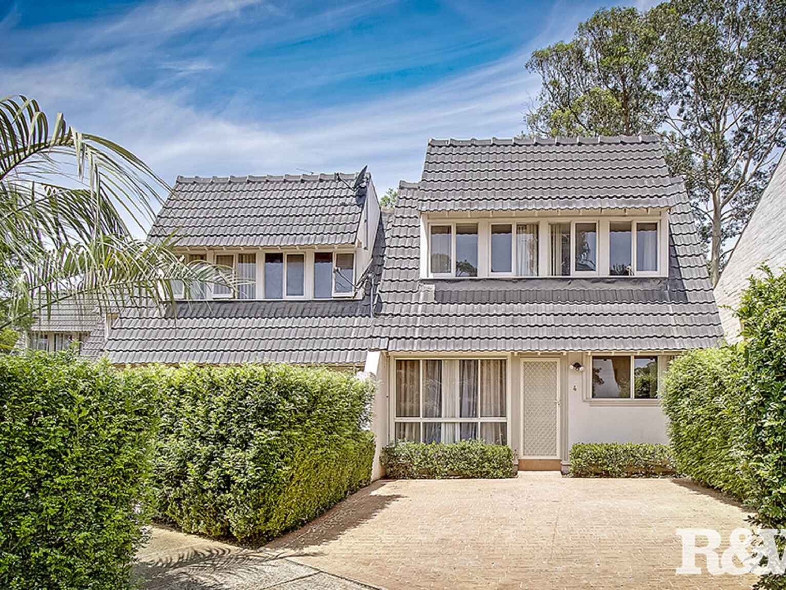 4/9 Gauss Place Tregear