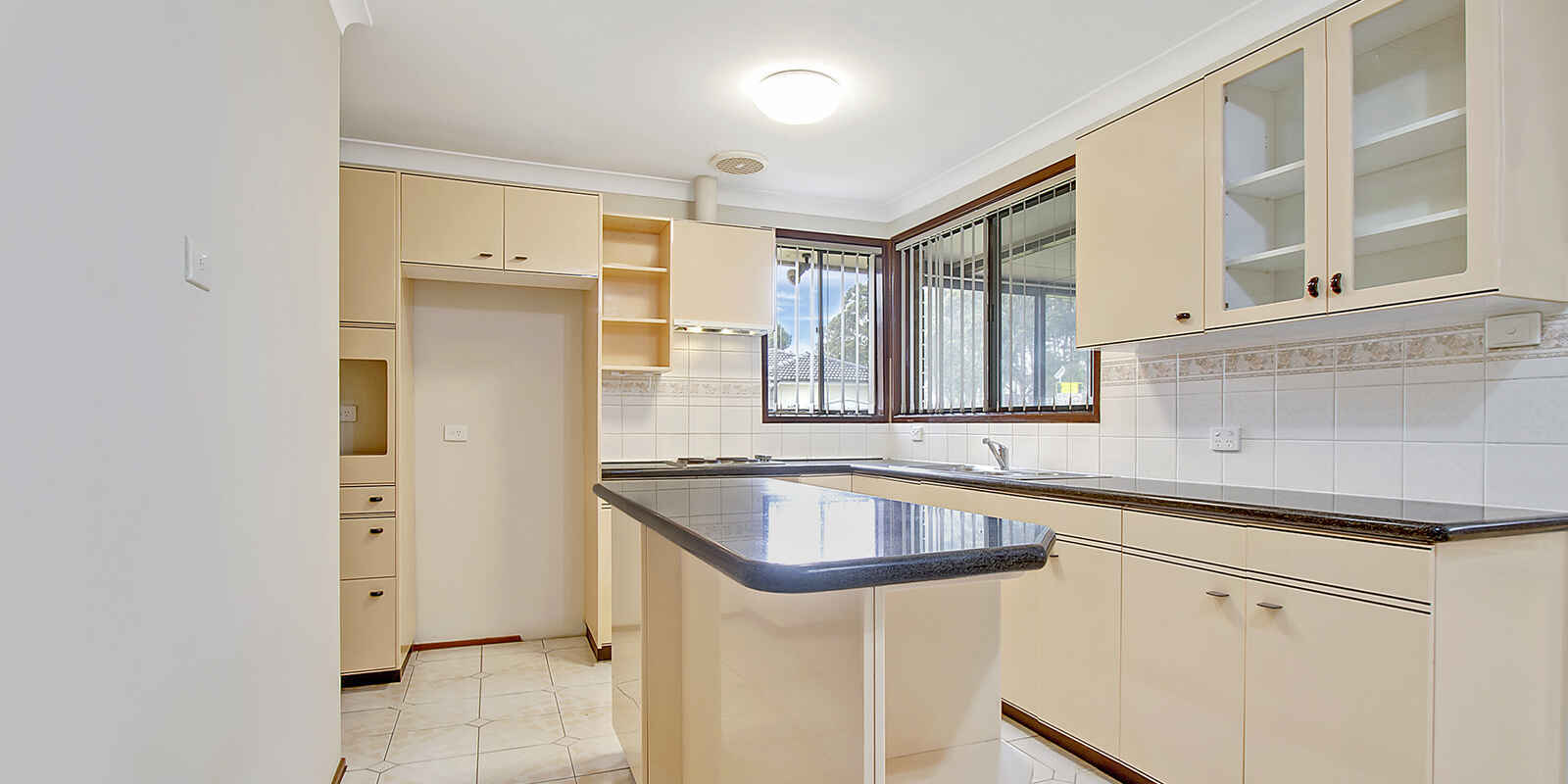 1 Moore Street St Clair