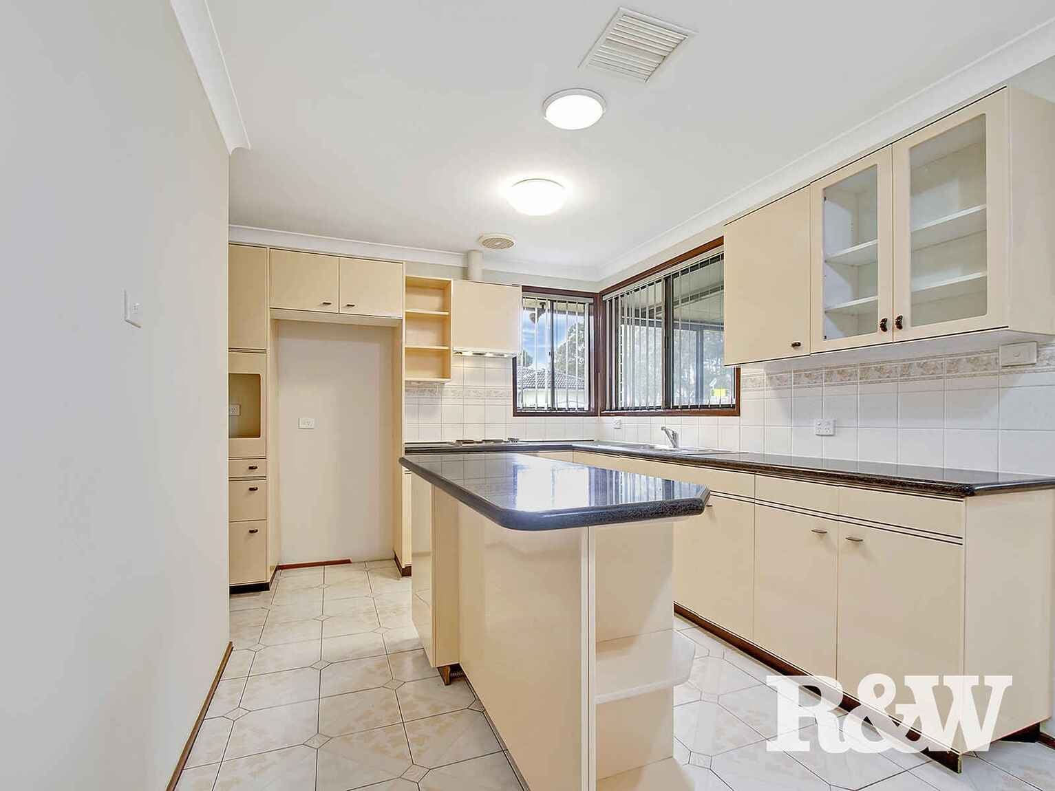 1 Moore Street St Clair