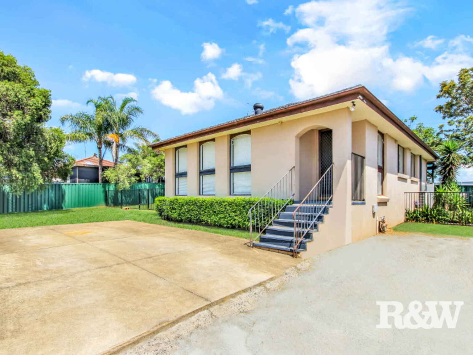 53 Corio Drive St Clair