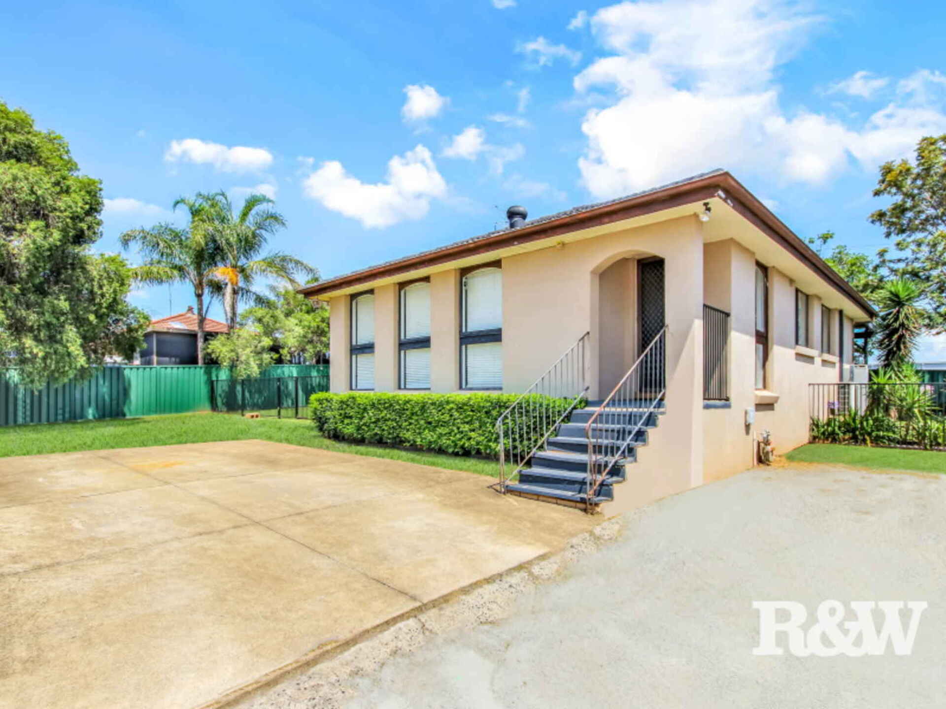 53 Corio Drive St Clair