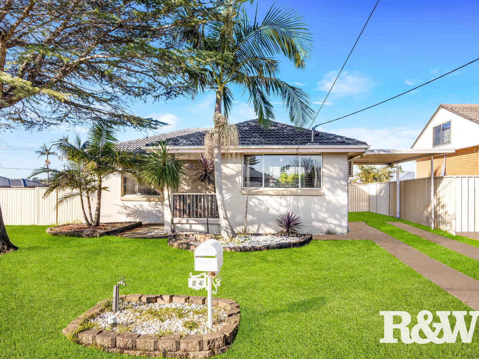 24 Rebecca Street Colyton
