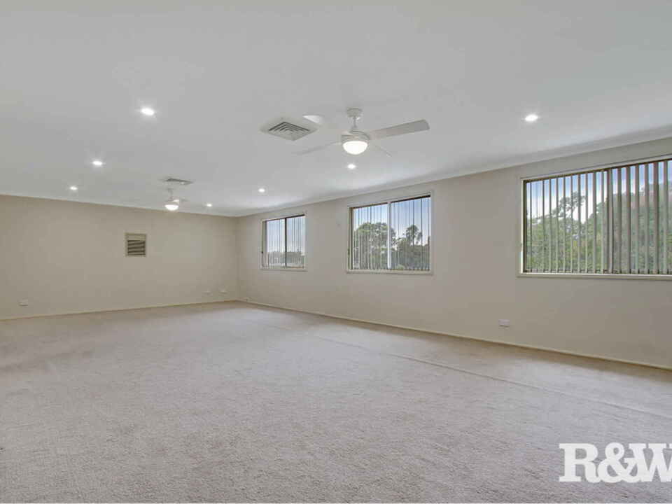 5 Daniel Parade St Clair