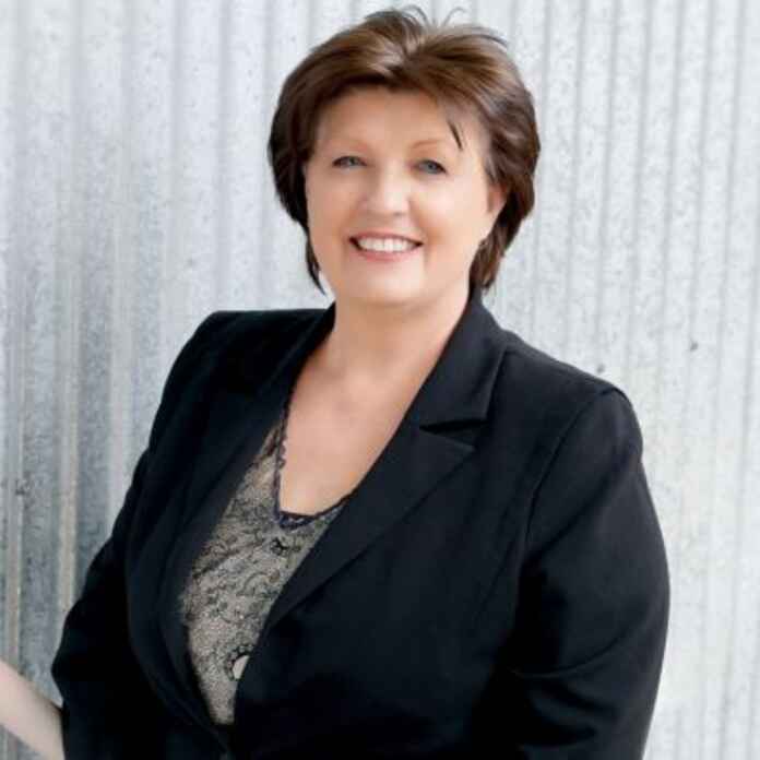 Christine Wallace