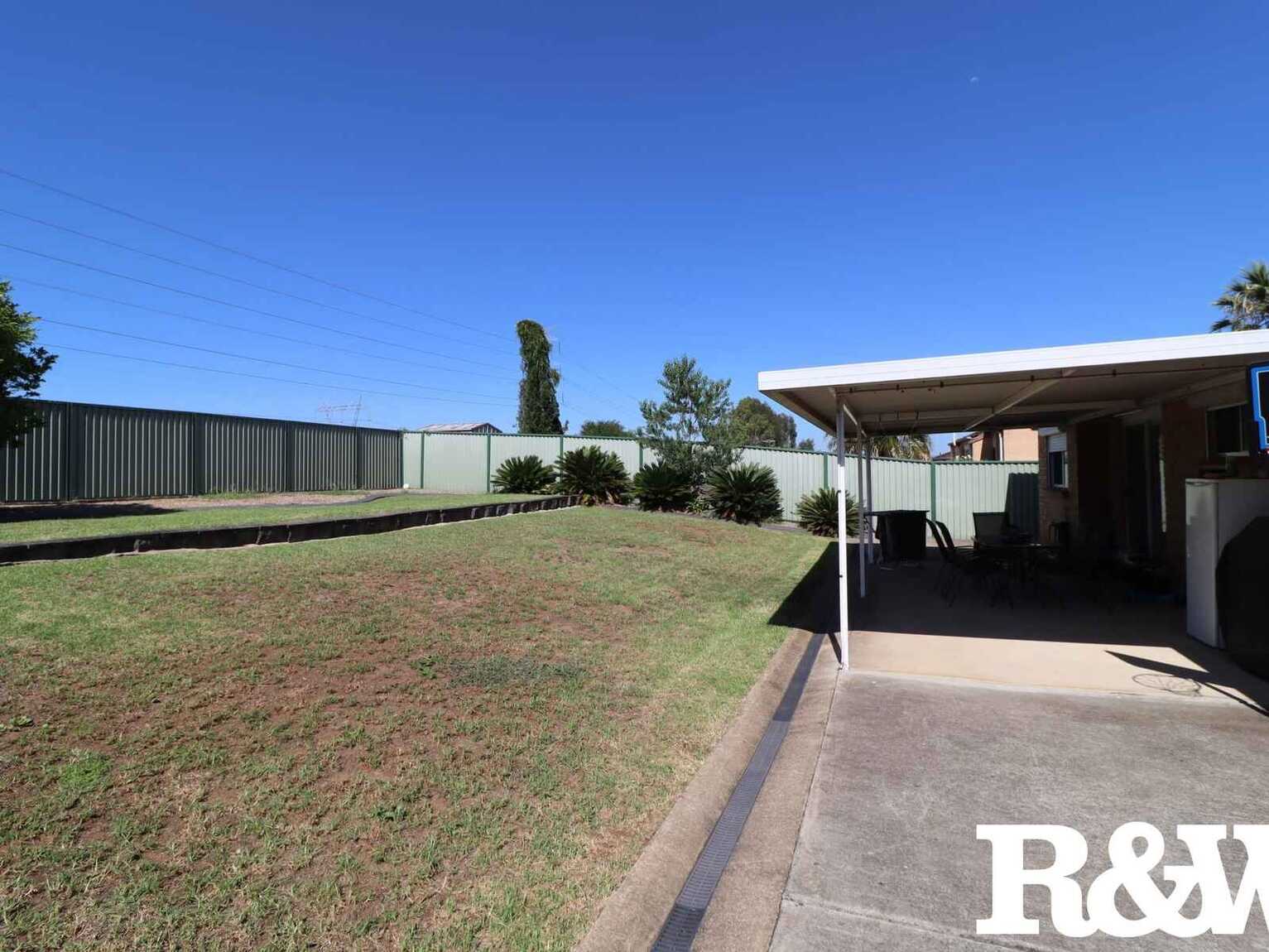 11 Verdi Glen St Clair