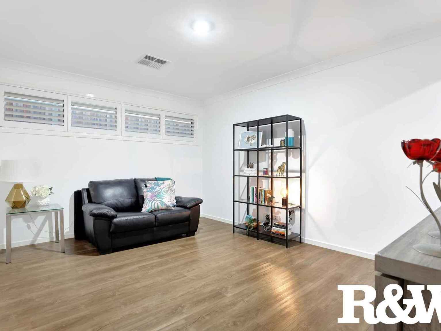 80 Bluestone Drive Glenmore Park 80 Bluestone Drive Glenmore Park