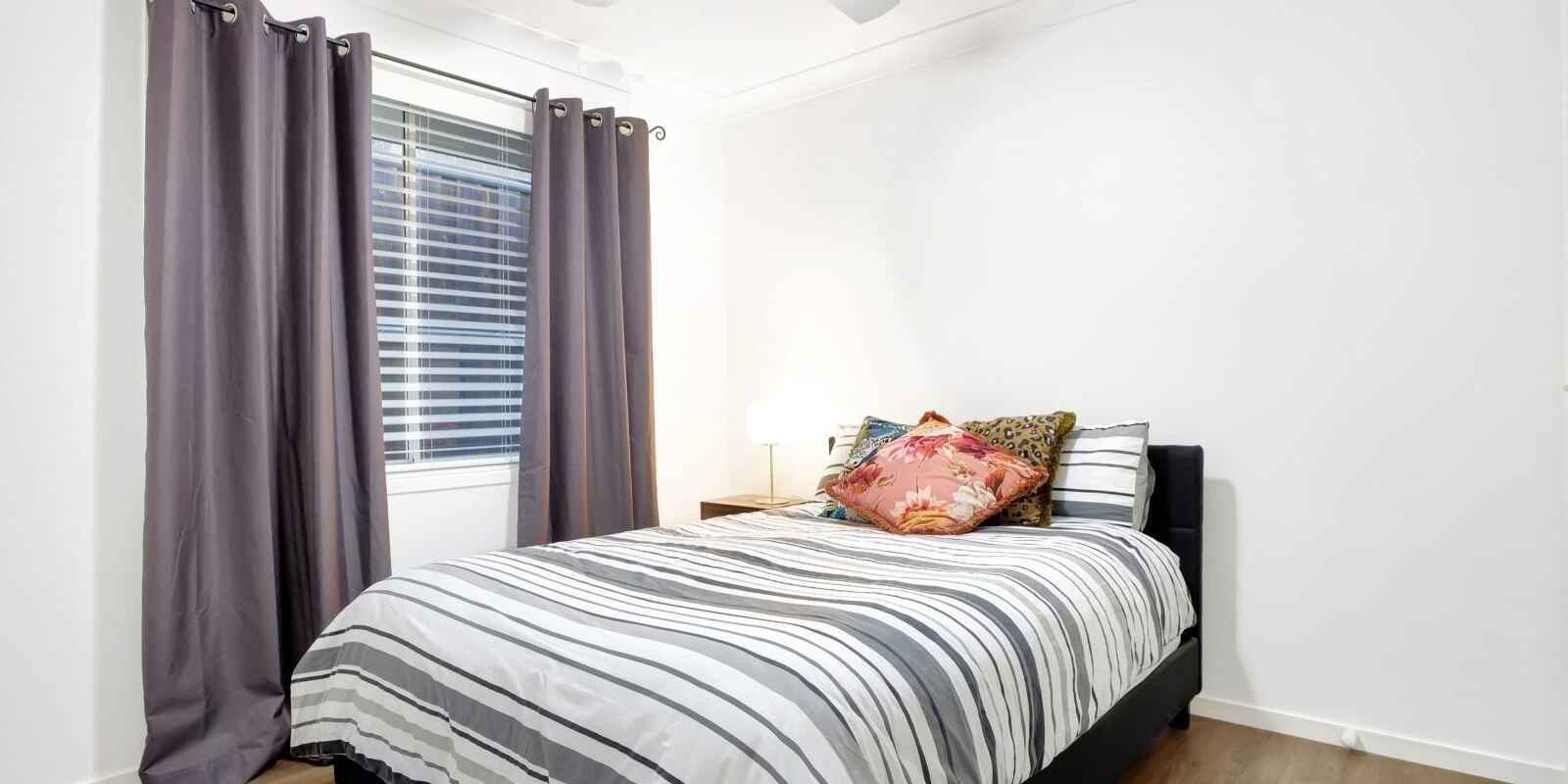 80 Bluestone Drive Glenmore Park 80 Bluestone Drive Glenmore Park