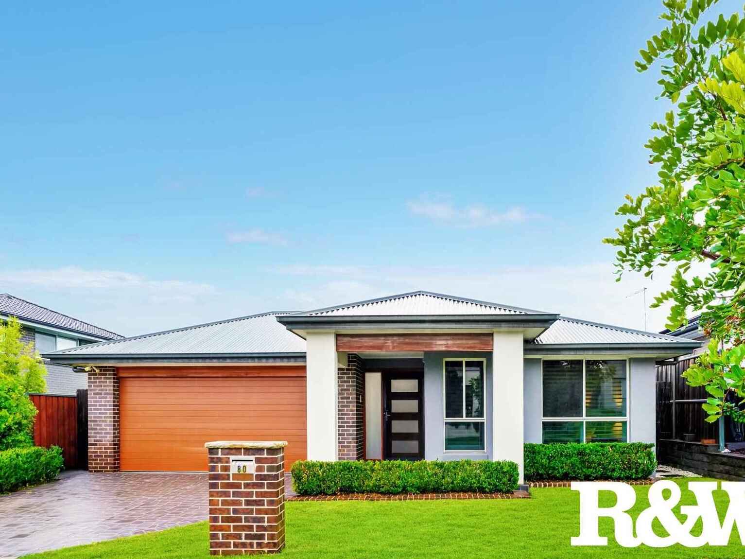 80 Bluestone Drive Glenmore Park 80 Bluestone Drive Glenmore Park