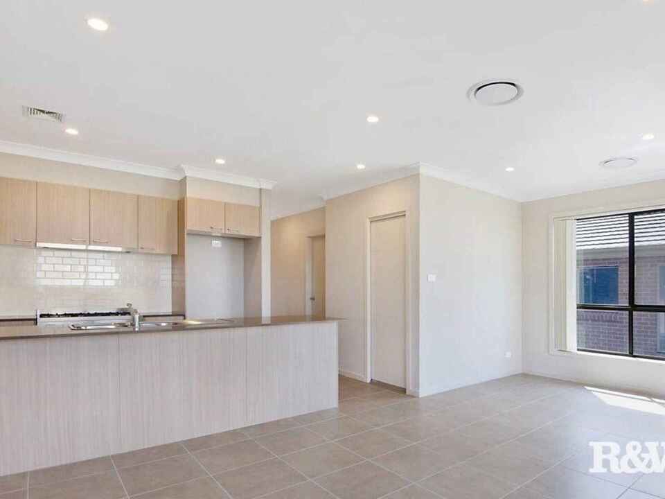 42 Garrison Road Jordan Springs