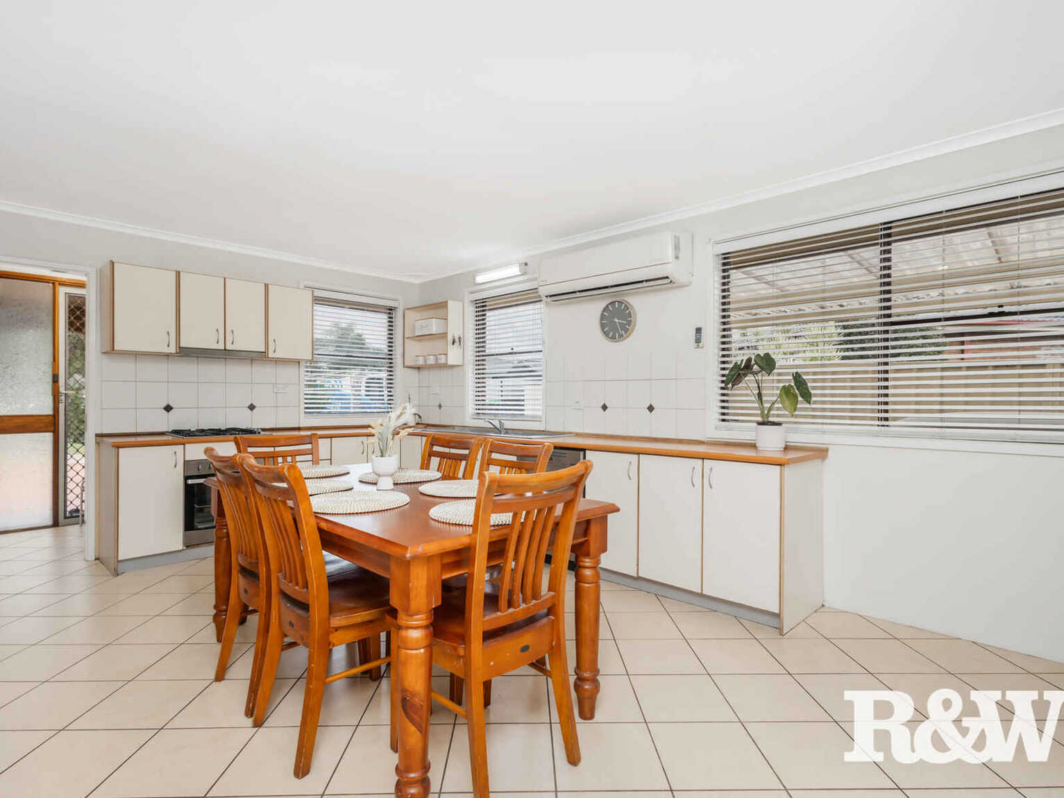 6 Comboyne Place St Clair 6 Comboyne Place St Clair