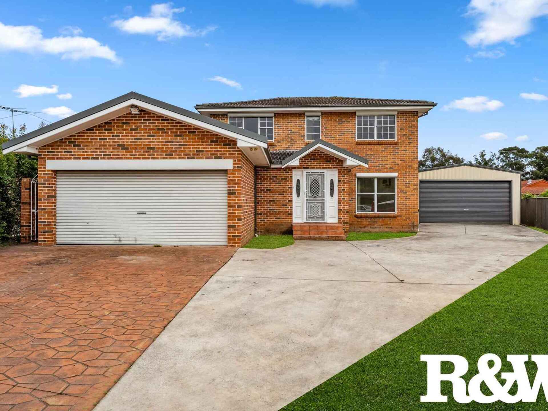15 Tulip Place St Clair