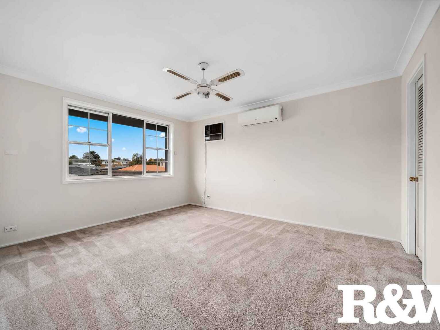 15 Tulip Place St Clair 15 Tulip Place St Clair