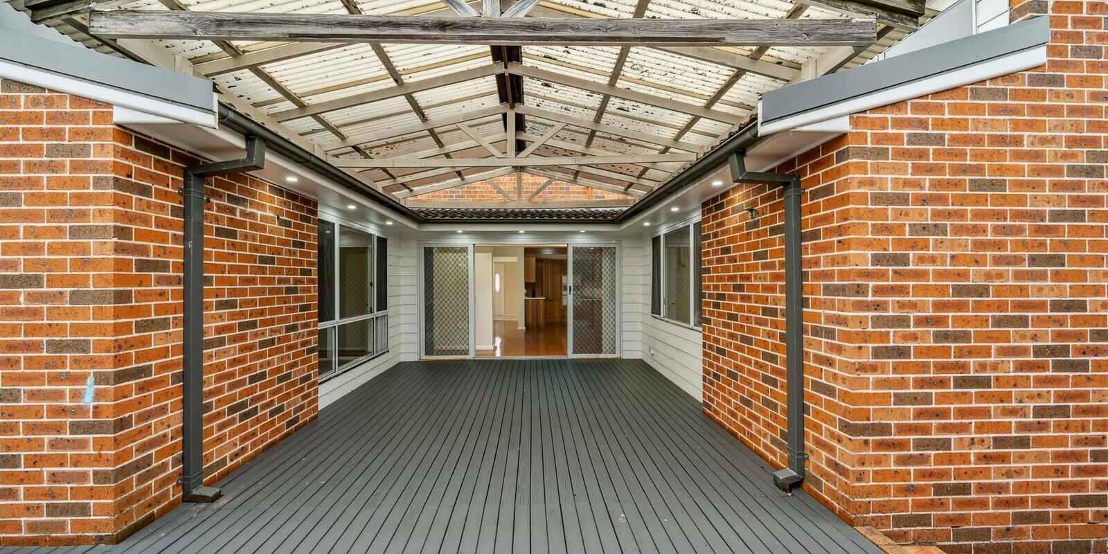 15 Tulip Place St Clair 15 Tulip Place St Clair