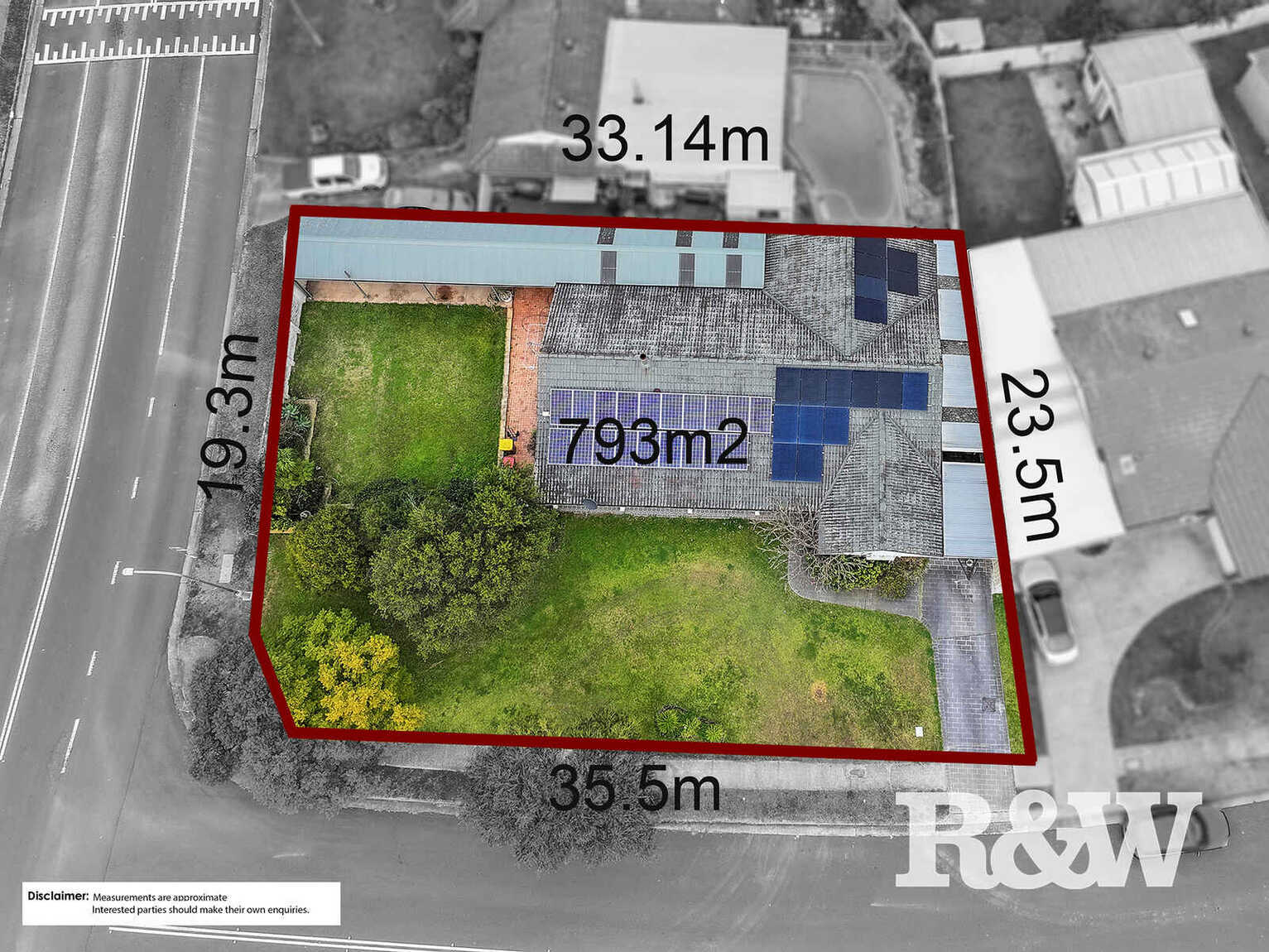 2 The Grandstand St Clair