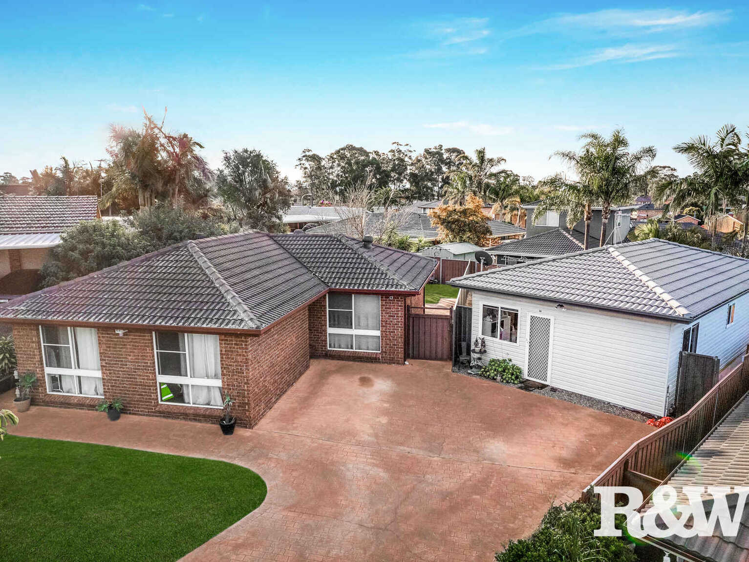 4 & 4A Neenan Place Erskine Park 4 & 4A Neenan Place Erskine Park