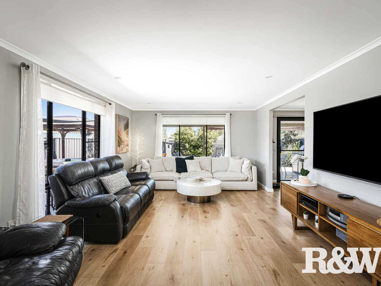 2 Tumut Place St Clair 2 Tumut Place St Clair