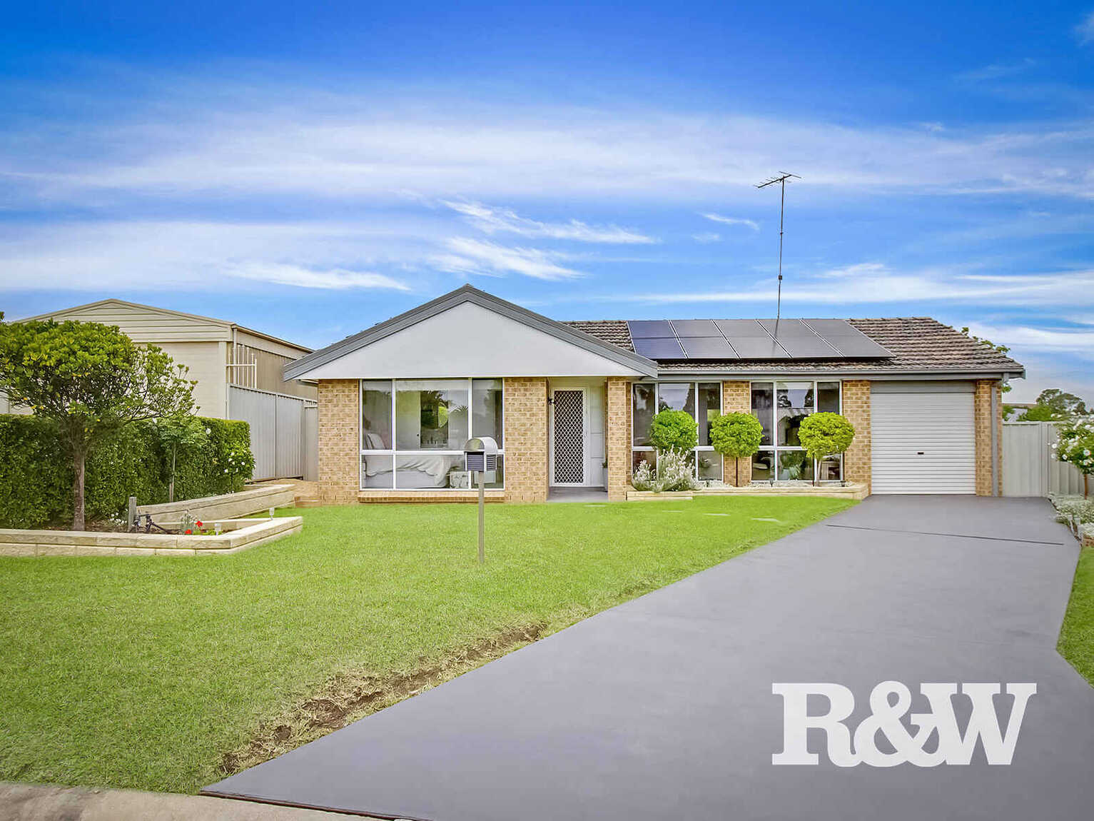 6 Pecos Close St Clair