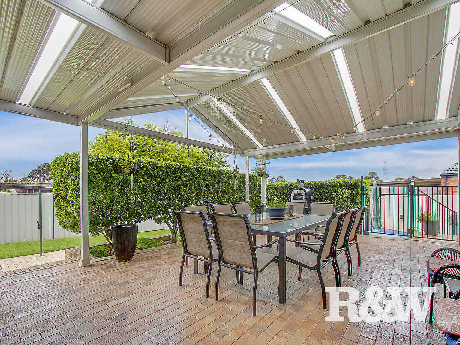 6 Pecos Close St Clair