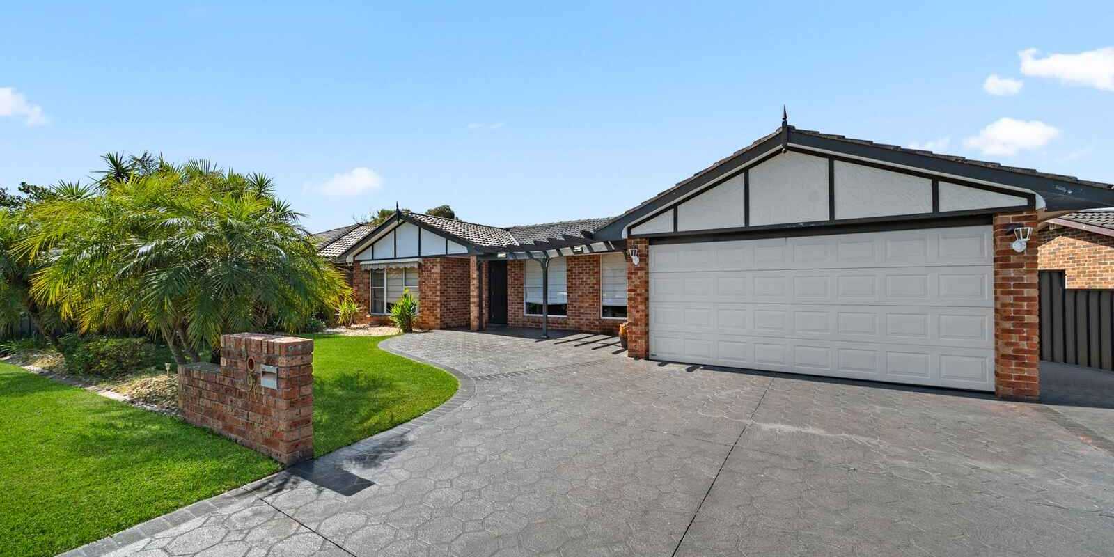 90 Fantail Crescent Erskine Park