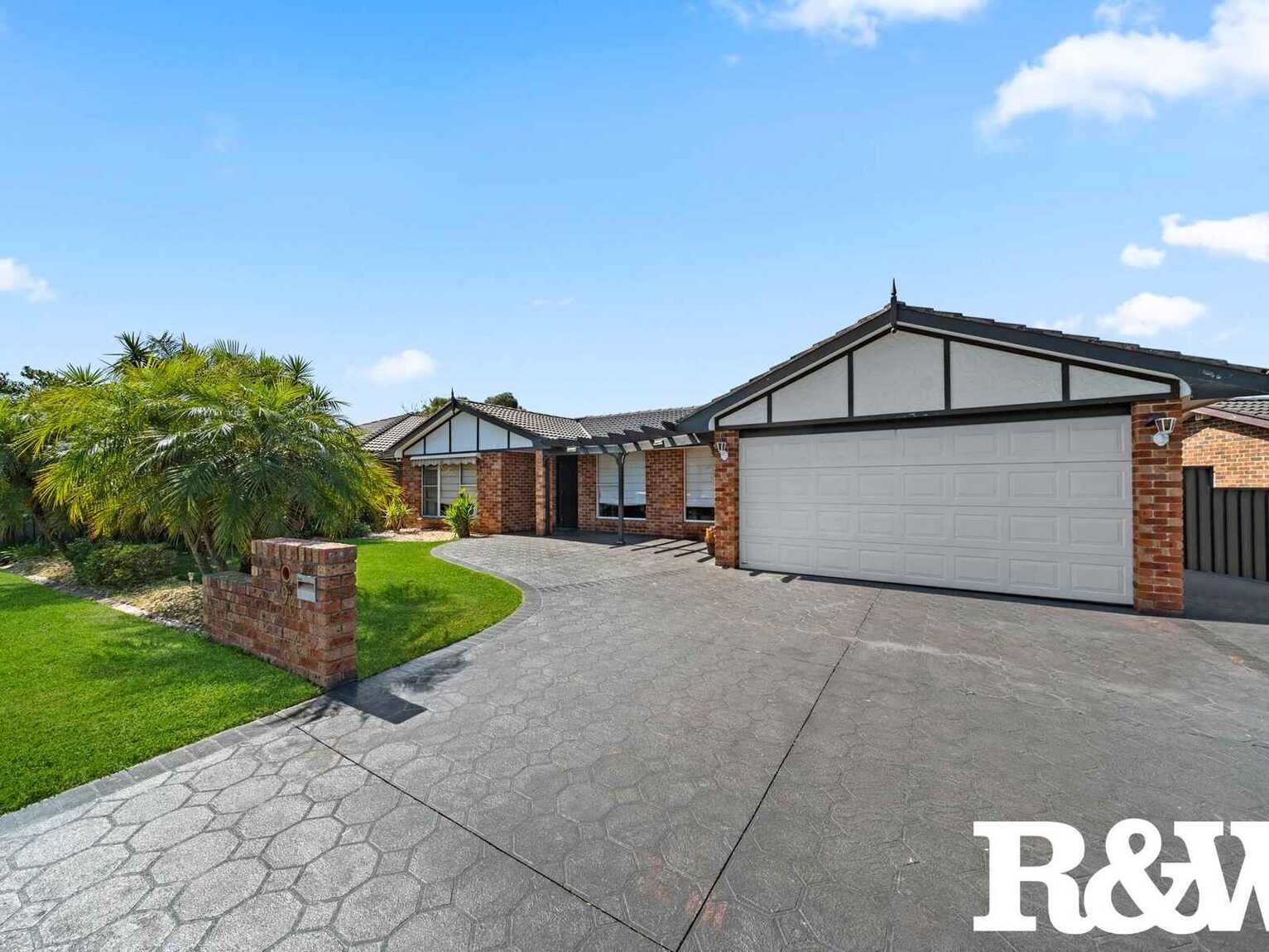 90 Fantail Crescent Erskine Park