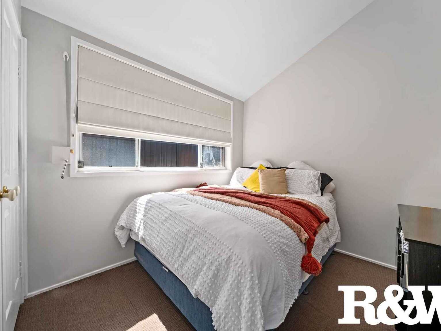 90 Fantail Crescent Erskine Park