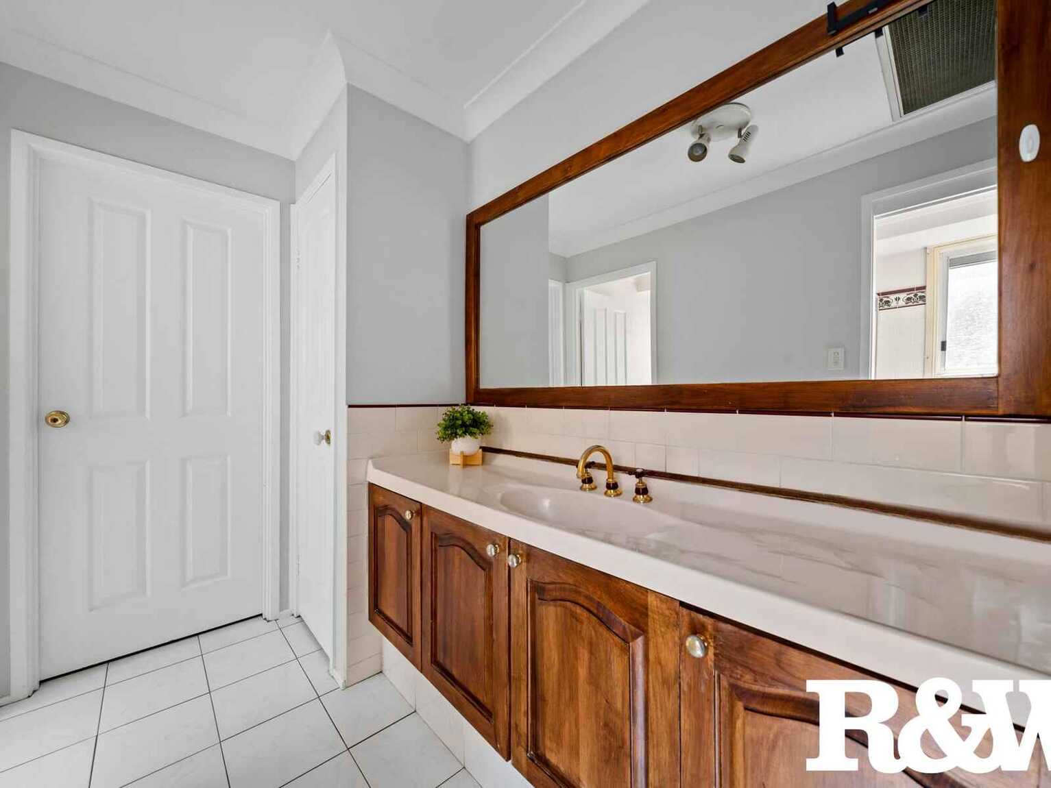 90 Fantail Crescent Erskine Park