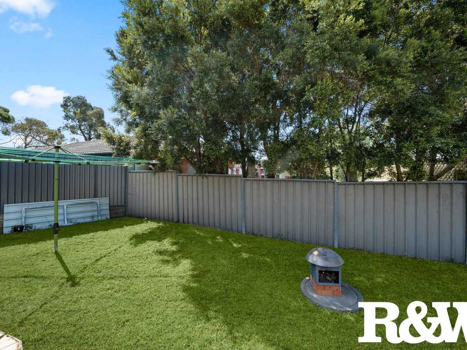 90 Fantail Crescent Erskine Park