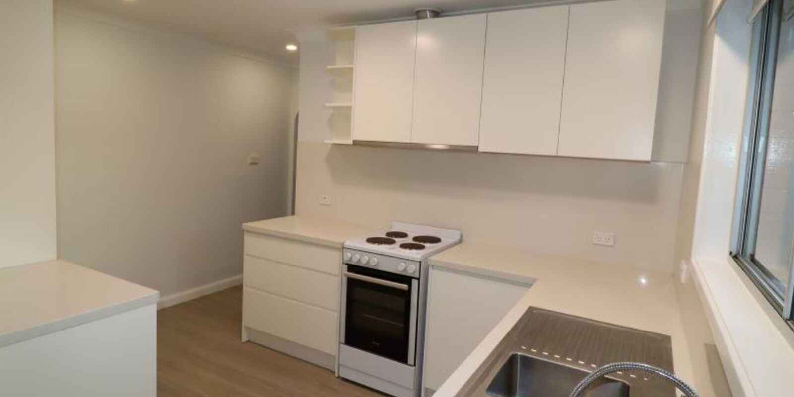 11 Kyleanne Place Dean Park 11 Kyleanne Place Dean Park