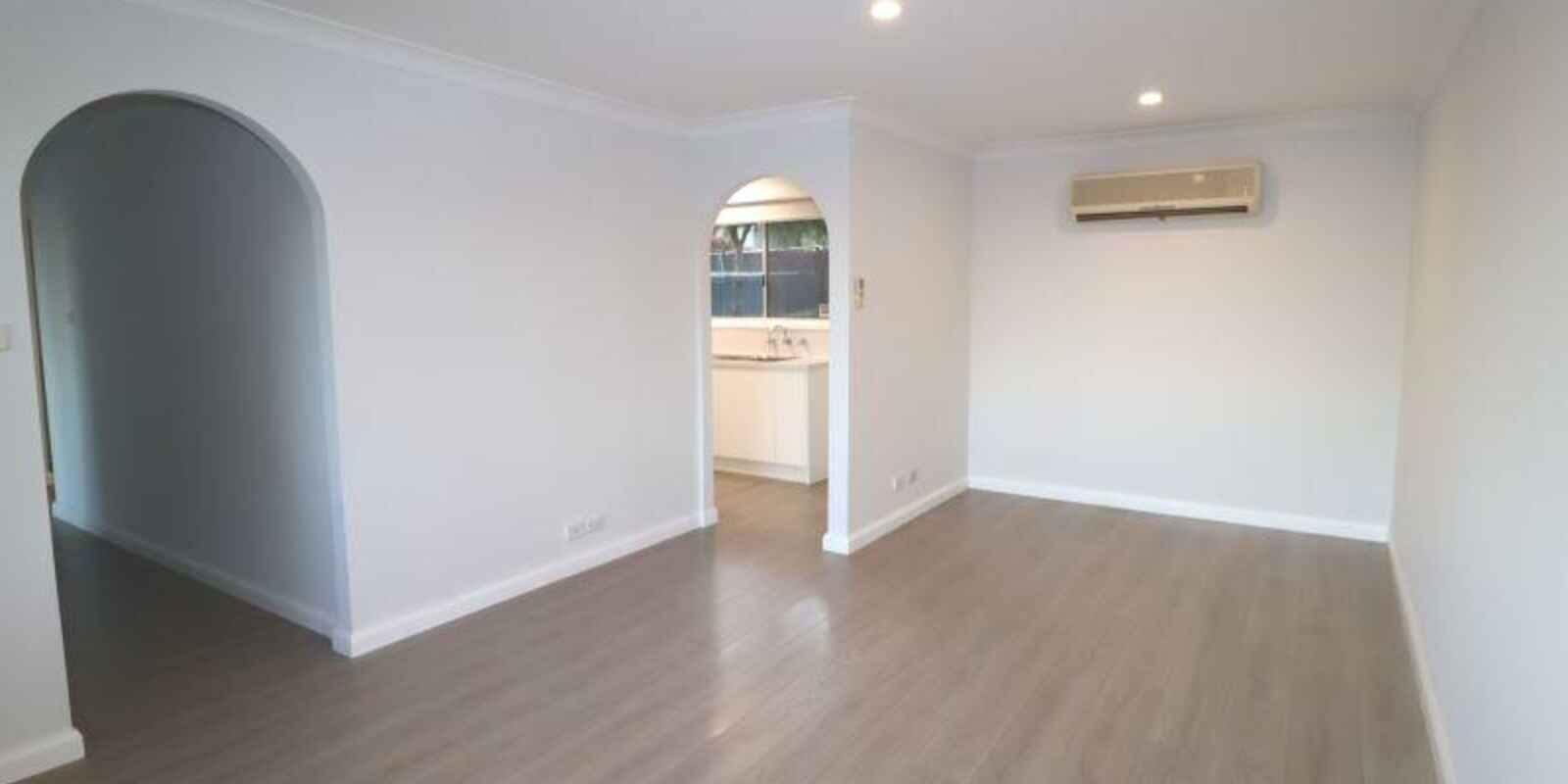 11 Kyleanne Place Dean Park 11 Kyleanne Place Dean Park