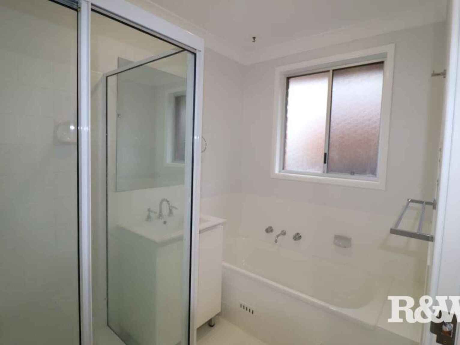 11 Kyleanne Place Dean Park 11 Kyleanne Place Dean Park