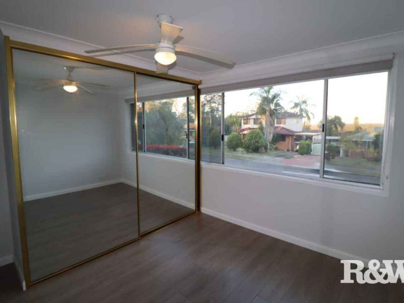 11 Kyleanne Place Dean Park 11 Kyleanne Place Dean Park