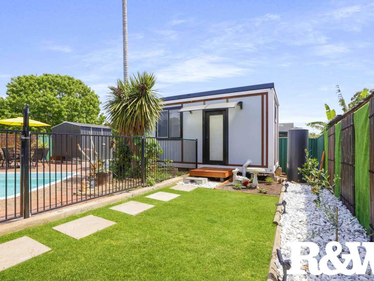 10 Mendelssohn Avenue Emerton