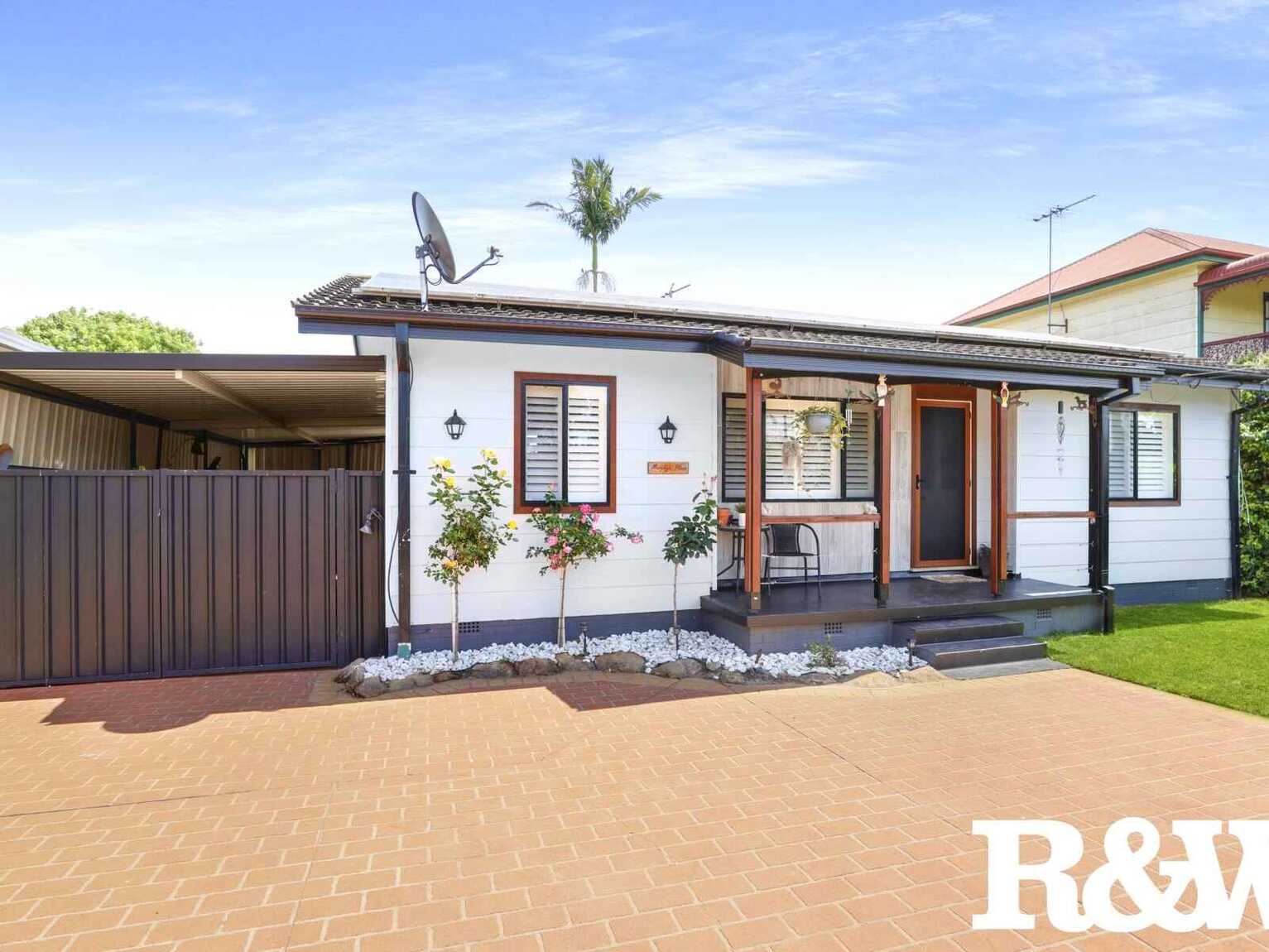 10 Mendelssohn Avenue Emerton