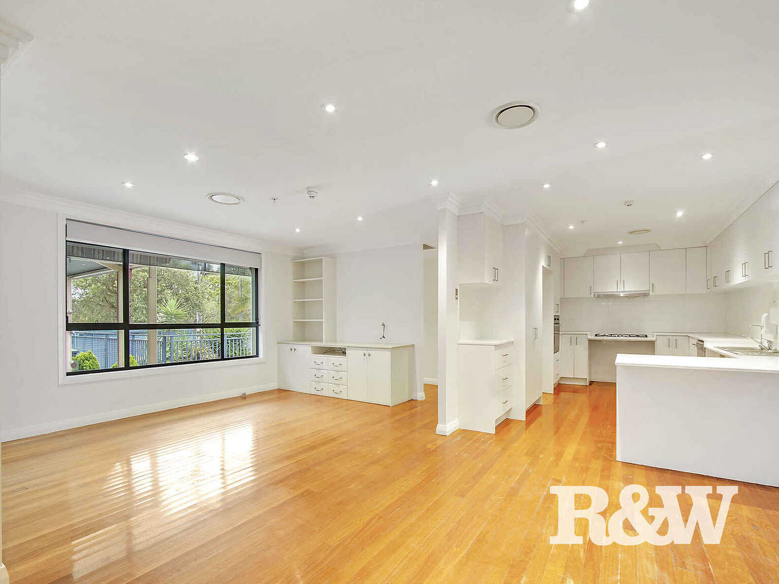 4 Deeside Avenue Baulkham Hills 4 Deeside Avenue Baulkham Hills