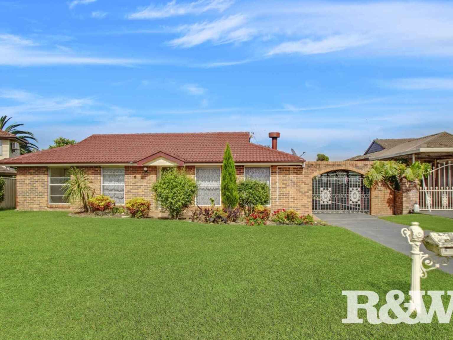 11 Caribou Close St Clair