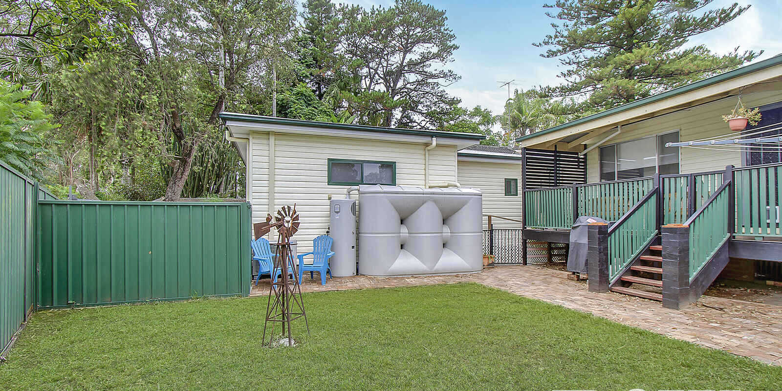 23 & 23A Epping Close Cambridge Park