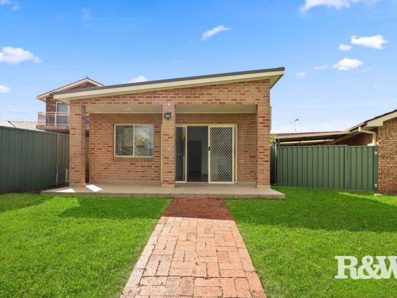 17A Rainbow Place St Clair