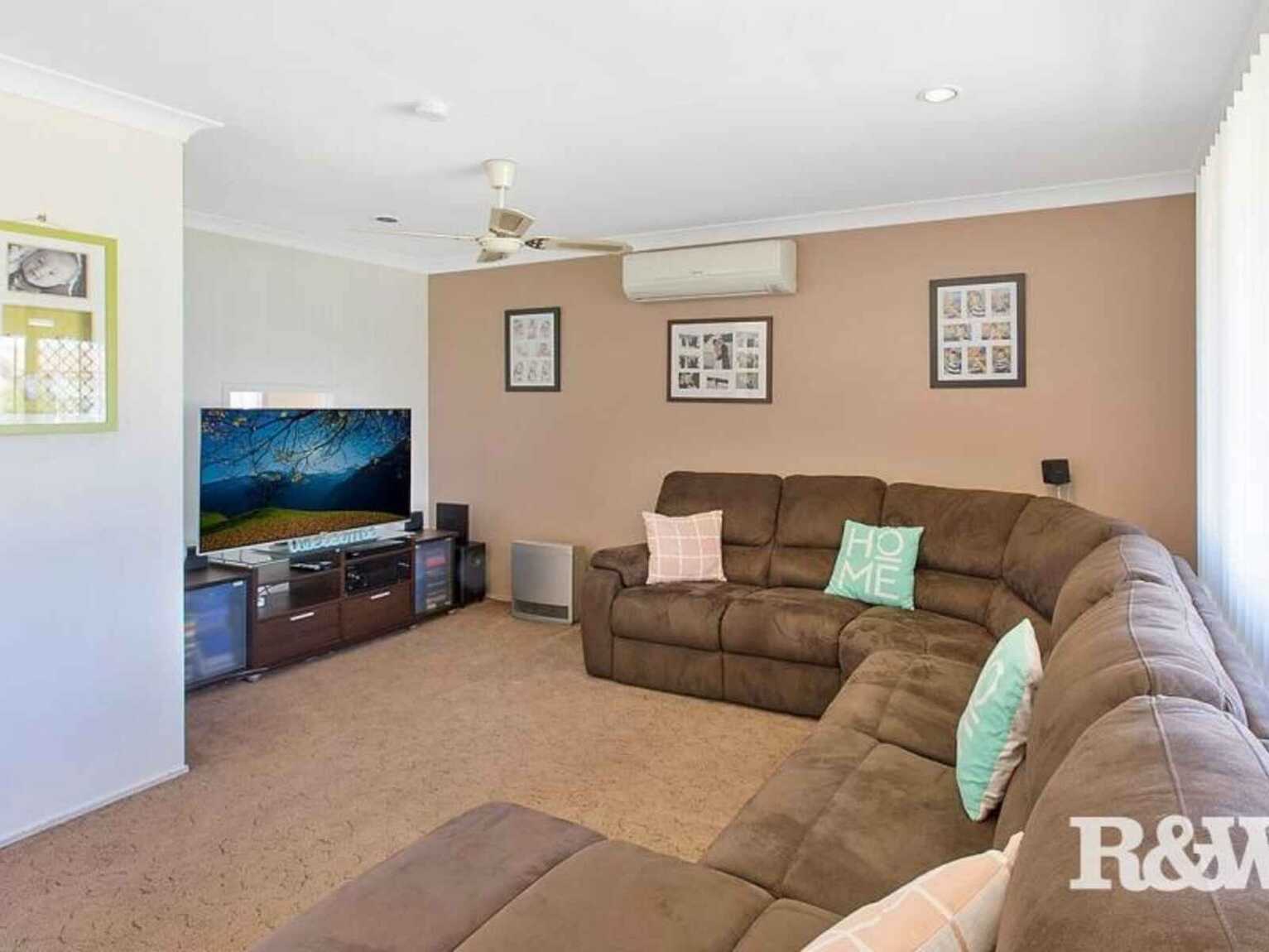 9 Sunflower Drive Claremont Meadows 9 Sunflower Drive Claremont Meadows