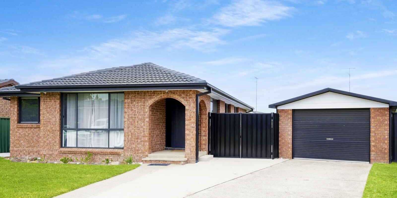 13 Kala Circuit St Clair 13 Kala Circuit St Clair
