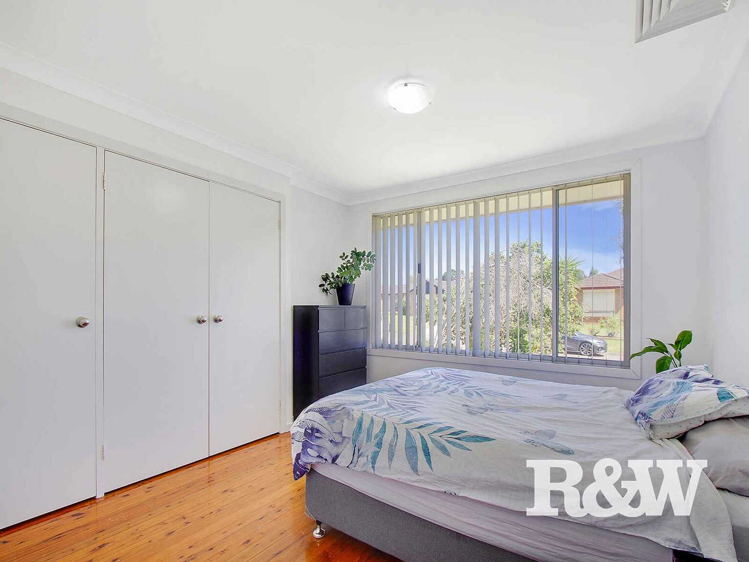 37 Windrush Circuit St Clair 37 Windrush Circuit St Clair