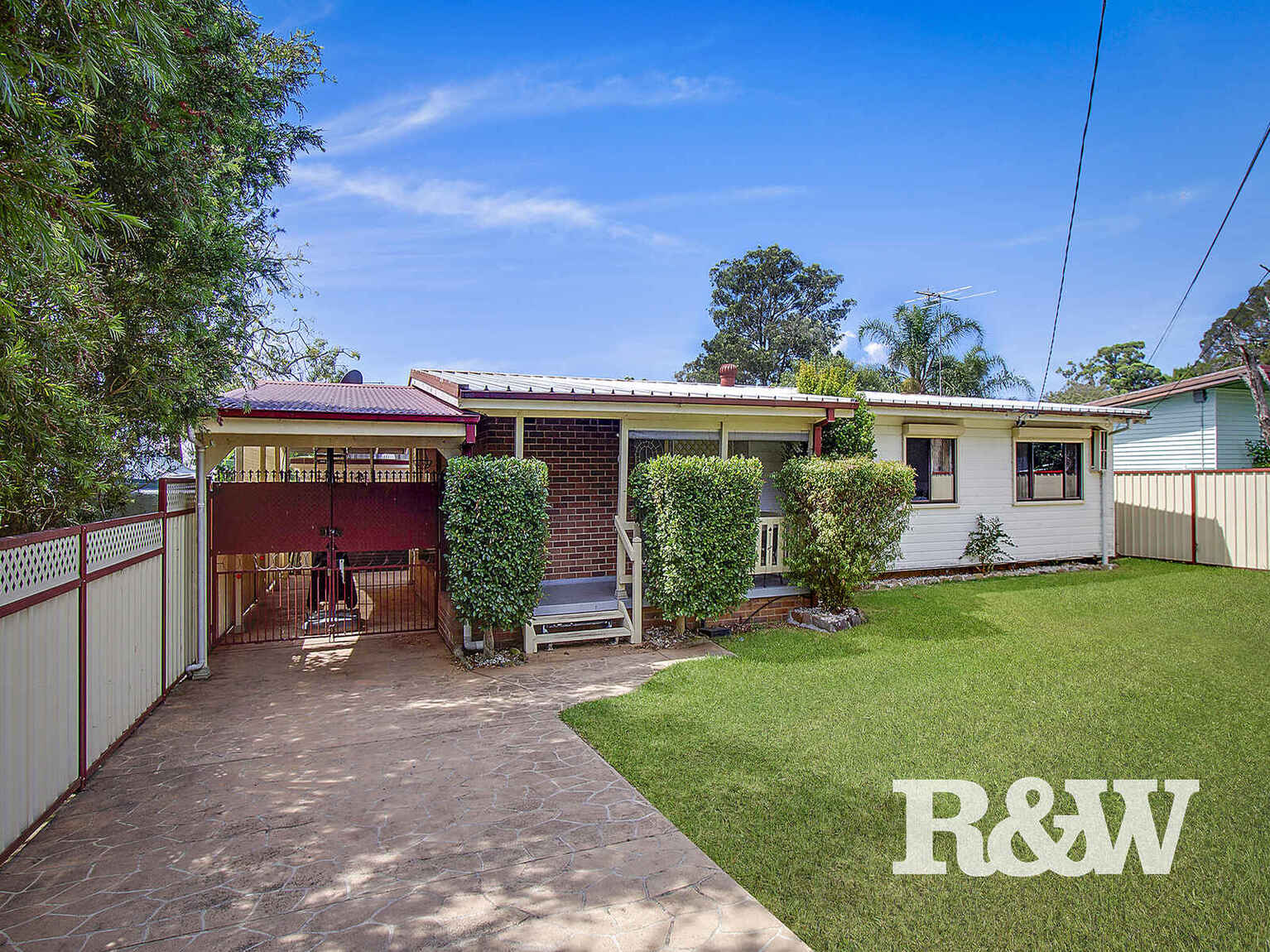 22 Palau Crescent Lethbridge Park