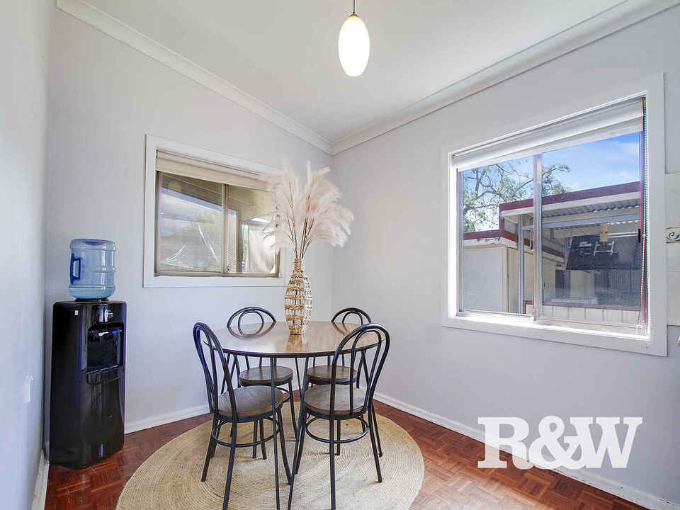22 Palau Crescent Lethbridge Park