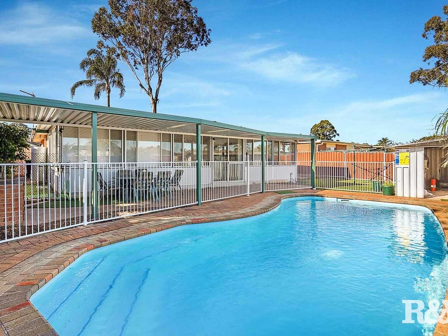 6 Olliver Crescent St Clair