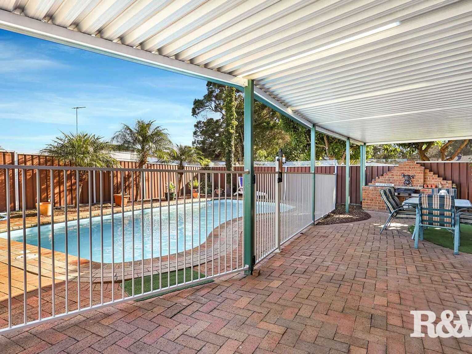 6 Olliver Crescent St Clair