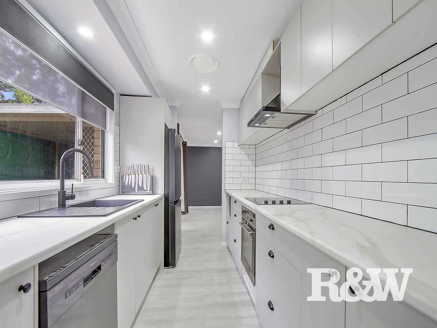 10 Kiwi Close St Clair 10 Kiwi Close St Clair