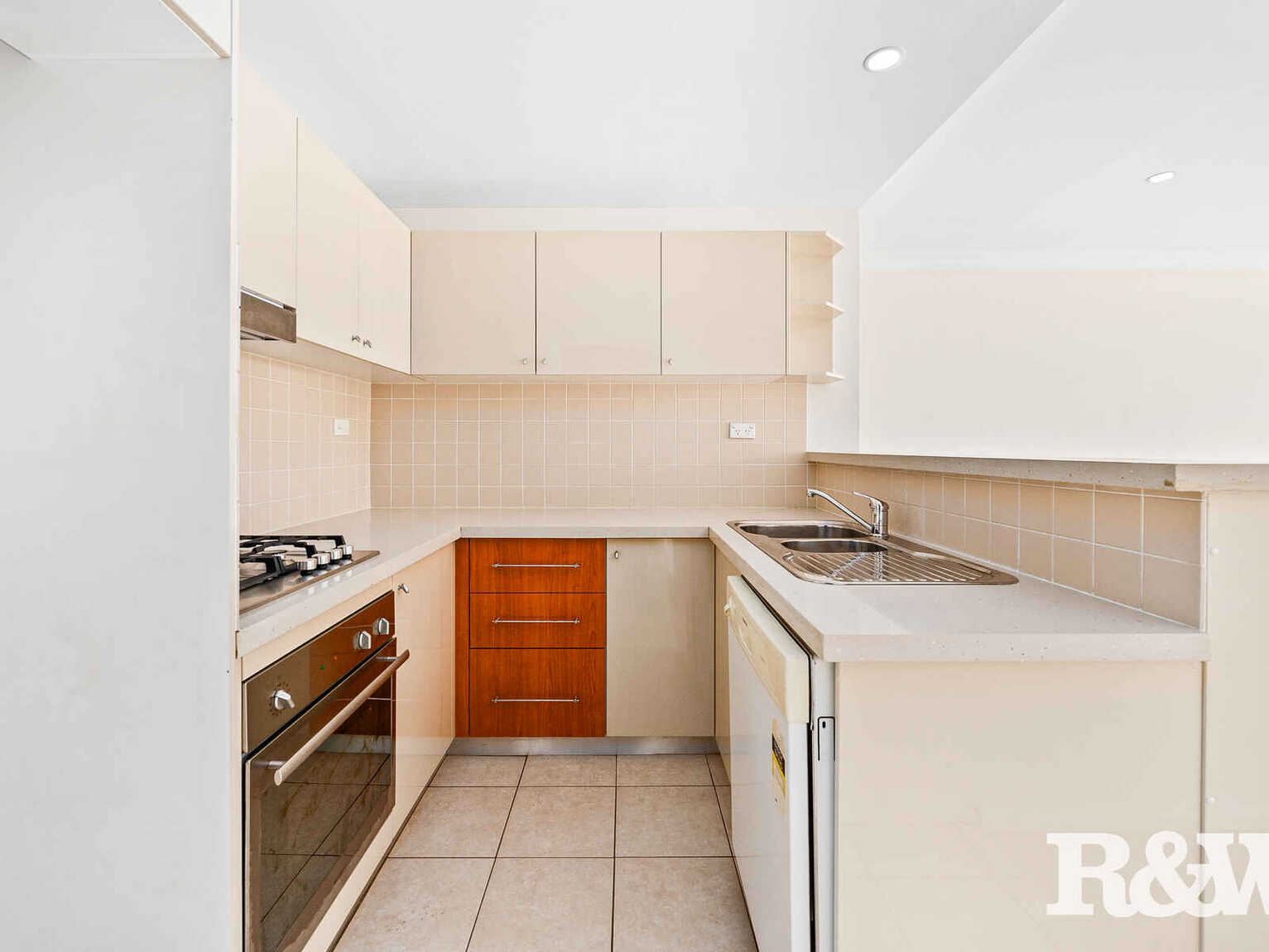 24/52 President Avenue Caringbah 24/52 President Avenue Caringbah