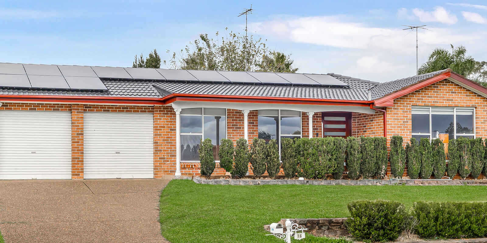 16 Como Close St Clair