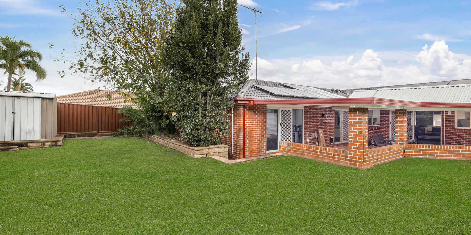 16 Como Close St Clair
