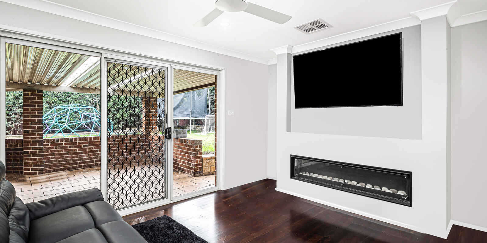 16 Como Close St Clair