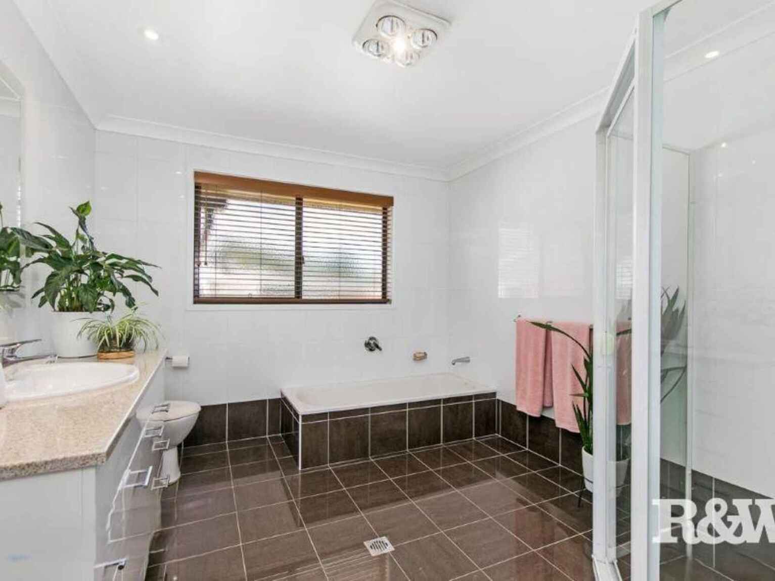 14 Mynah Close St Clair 14 Mynah Close St Clair